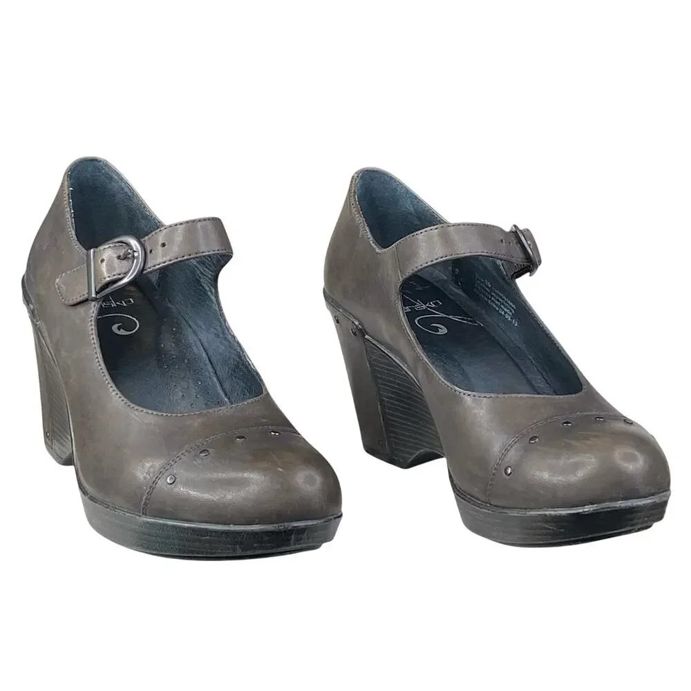 Dansko Women’s Fanny Brown Leather Studded Wedge Clog Size 39 US 8.5/9